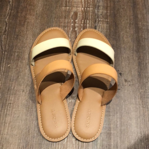 old navy 2 strap sandals